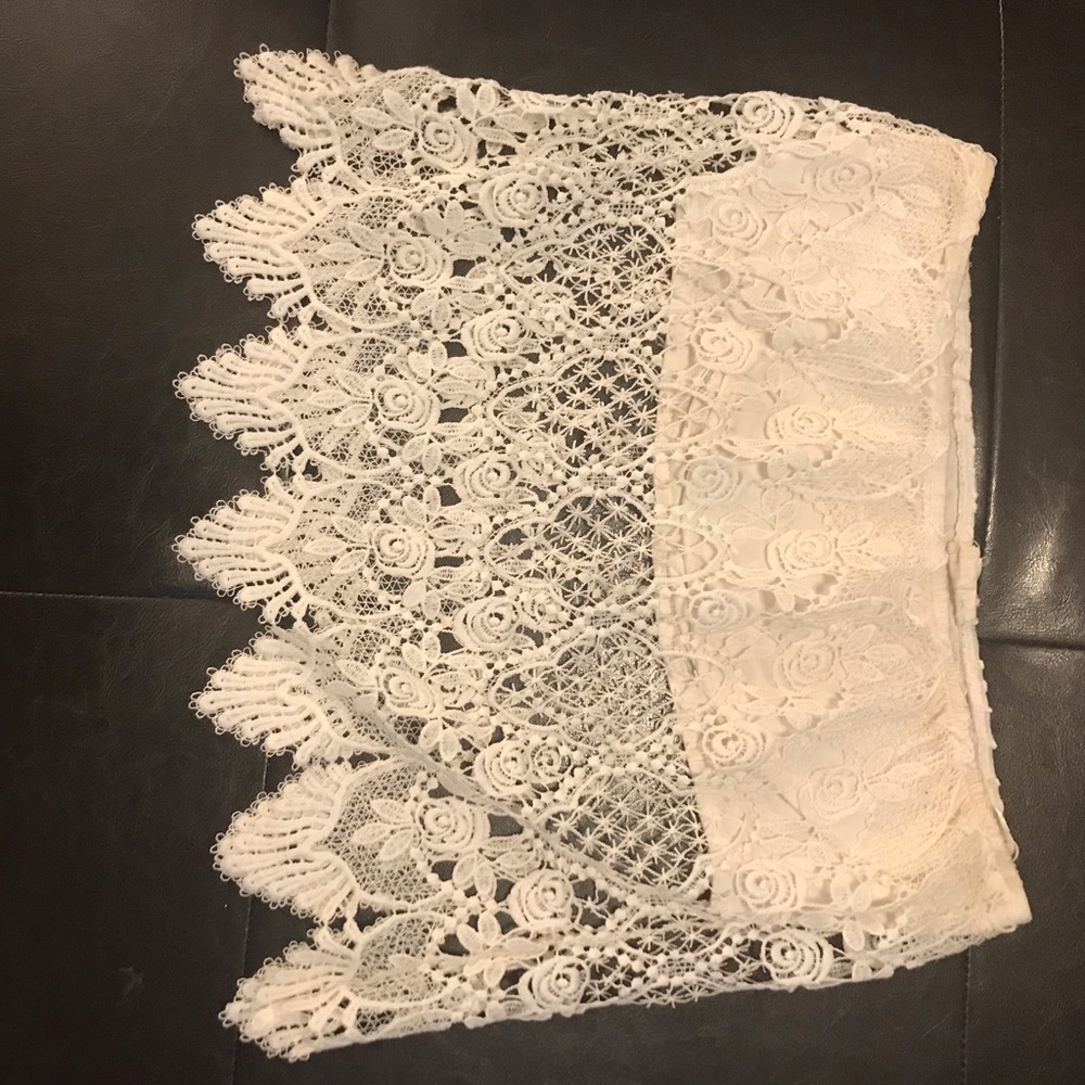Lace bandeau tube top